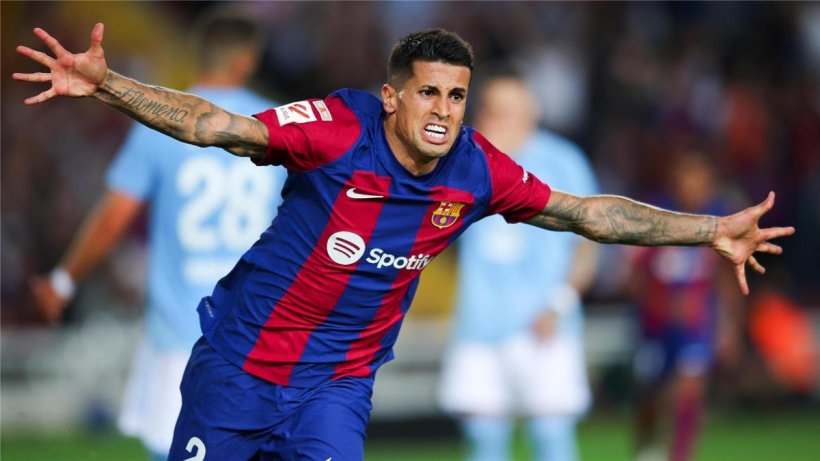 كانسيلو ينتقل إلى برشلونة والقرار بيد الهلال